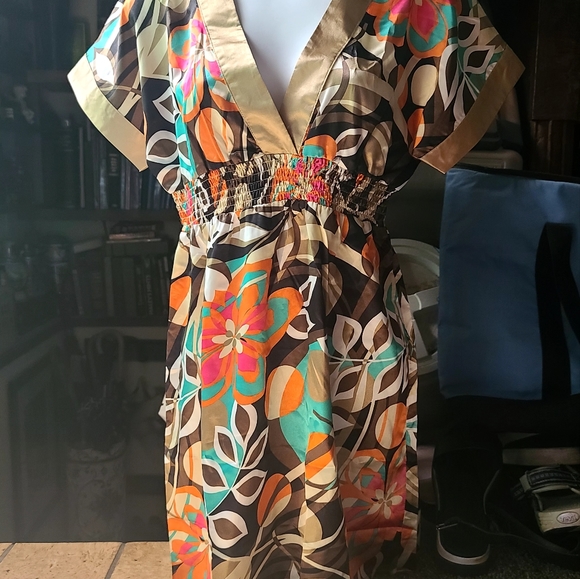 !!!HOST PICK!!! Viewon floral satin Kimono top sz S - Picture 4 of 7